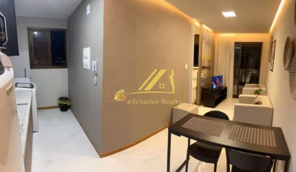 Smart Convenções: Quarto e sala com varanda mobiliado, 30m2, a 800m da Praia, perto do Centro de Convenções. 1 vaga privativa. Rooftop vista mar!