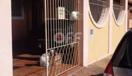 Casa com 3 quartos à venda na Rua Montese, 303, Vila Castelo Branco, Campinas, 135 m2 por R$ 320.000
