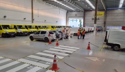Barracão / Galpão / Depósito para alugar na Rua Dom Pedro I, KM 87, Vila Salles, Atibaia, 2491 m2 por R$ 54.817