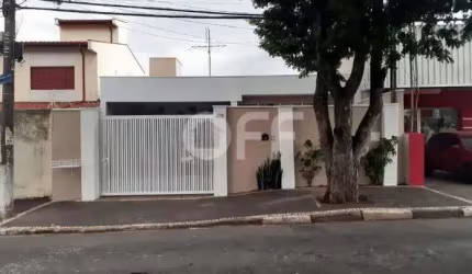 Casa com 3 quartos à venda na Rua Pascoal Notte, 611, Parque Taquaral, Campinas, 181 m2 por R$ 1.100.000