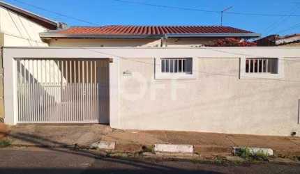 Casa com 3 quartos à venda na Rua Doutor Vicente Torregrossa, 170, Jardim García, Campinas, 200 m2 por R$ 470.000