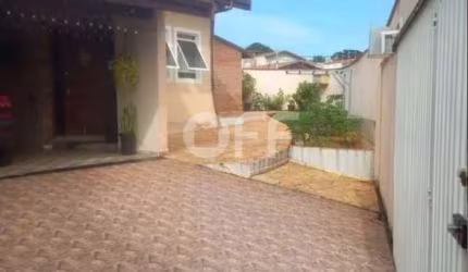 Casa com 3 quartos à venda na Rua Paraibuna, 26, Jardim Flamboyant, Campinas, 315 m2 por R$ 750.000