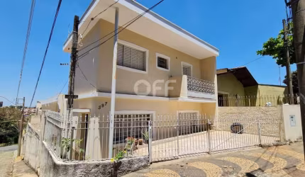 Casa com 4 quartos à venda na Rua Eugênio Ferreira Camargo, 397, Vila Itália, Campinas, 300 m2 por R$ 600.000