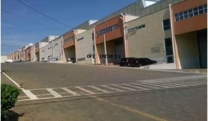 Barracão / Galpão / Depósito para alugar na Rua das Castanheiras, 200, Jardim São Pedro, Hortolândia, 1800 m2 por R$ 40.000