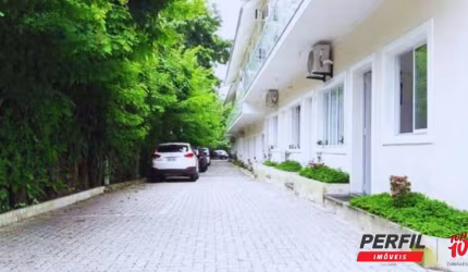 FLAT NA PRAIA DE JUQUEHY COM VAGA DE GARAGEM