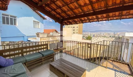 Casa com 3 quartos à venda na Rua Agostinho Bretas, 752, Caiçaras, Belo Horizonte por R$ 1.350.000