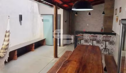 Casa com 2 quartos à venda na Anda, 1, Icaivera, Contagem por R$ 399.000