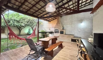 Casa com 3 quartos à venda na dos Nutricionistas, 3, Alípio de Melo, Belo Horizonte por R$ 720.000