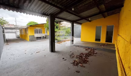Casa com 3 quartos para alugar na Rua Juno, 4655, Glória, Belo Horizonte por R$ 3.800