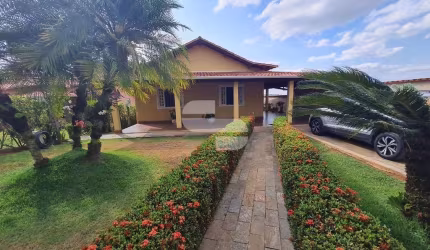 Casa com 3 quartos à venda na Vantuir Randolfo, 454, Cidade Satélite, Juatuba por R$ 650.000