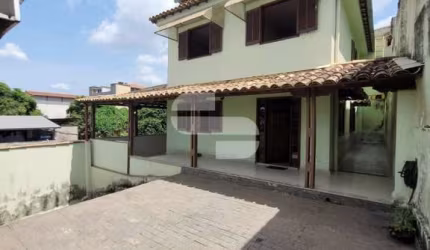 Casa com 5 quartos à venda na Coronel Salatiel Vaz, 1, Industrial, Contagem por R$ 749.900