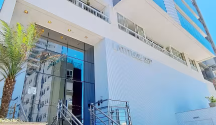 Apartamento Quadra Mar com 1 suíte + 2 dorm. em Balneário Piçarras