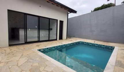 Casa com 3 dormitórios à venda, 129 m² por R$ 750.000,00 - Jardim Estância Brasil - Atibaia/SP
