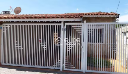 Casa com 2 dormitórios à venda, 169 m² por R$ 650.000 - Parque dos Coqueiros - Atibaia/SP