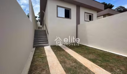 Casa com 2 dormitórios à venda, 54 m² por R$ 349.900 - Jardim São Felipe - Atibaia/SP