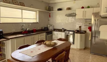 Casa com 3 dormitórios - venda por R$ 1.500.000,00 ou aluguel por R$ 7.500,00 - Centro - Atibaia/SP