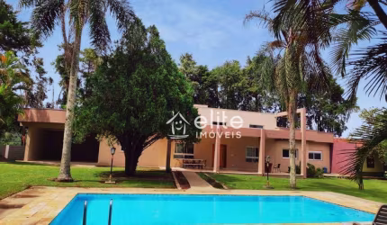Chácara com 3 dormitórios à venda, 12000 m² por R$ 1.700.000 - Iara - Atibaia/SP