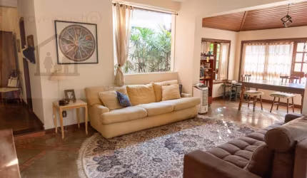Casa para Venda em Jundiaí, Jardim das Samambaias, 3 dormitórios, 1 suíte, 4 banheiros, 3 vagas