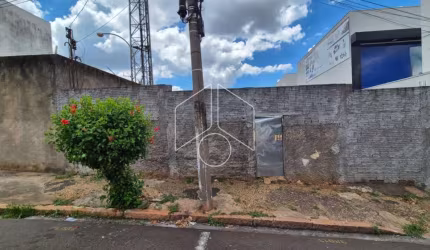 Terreno Fora de Condomínio em Marília
