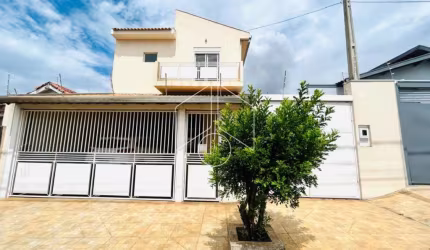 Casa com 3 quartos para alugar no Palmital, Marília , 170 m2 por R$ 3.000