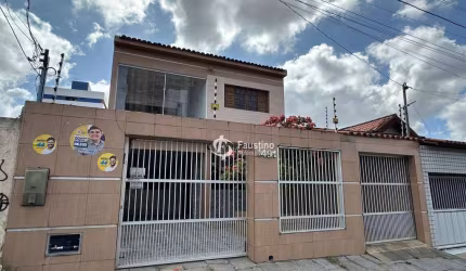 Casa na Vigário Calixto catolé