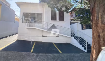 Casa com 1 quarto para alugar na Rua Barata Ribeiro, 434, Vila Itapura, Campinas, 150 m2 por R$ 5.000