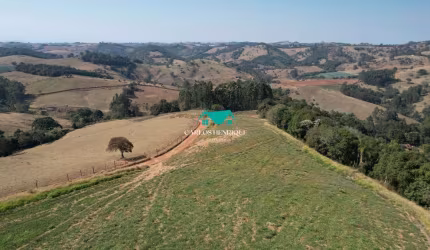 Terreno à Venda por R$ 350.000