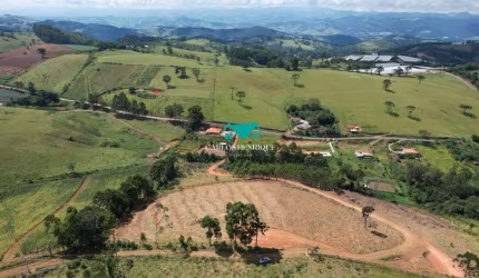 Terreno à Venda com 20.000 m² por R$ 380.000