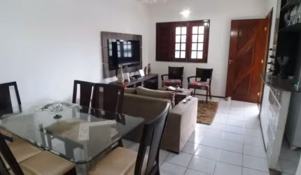 Casa com 120m2 sendo 3 quartos 2 suites - 2 vagas - Jardim Saint Moritz - Taboão da Serra