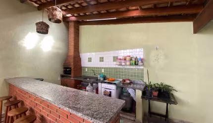 Casa com 3 Quartos e 2 banheiro à Venda, 132m²Arujá, São Paulo