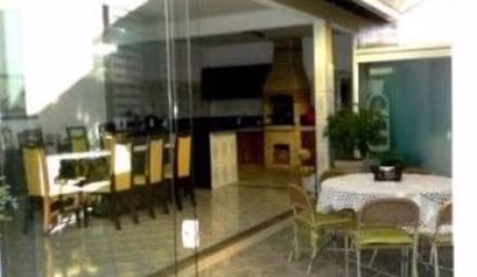 Casa com 3 Quartos e 2 banheiro à Venda, 133m²Itapevi, São Paulo