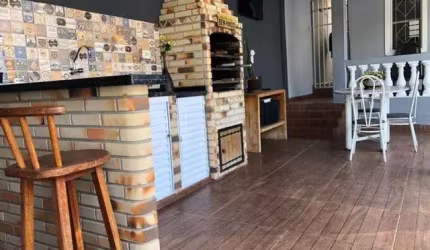 Casa com 3 Quartos e 2 banheiro à Venda, 134m²Barueri, São Paulo