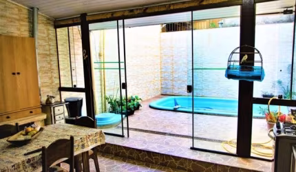 Casa com 3 Quartos e 2 banheiro à Venda, 135m²Sorocaba, São Paulo