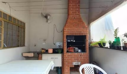 Casa com 3 Quartos e 2 banheiro à Venda, 136m² Vila Menck - Osasco, São Paulo