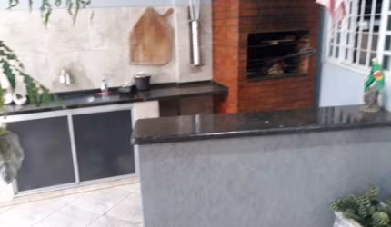 Casa com 3 Quartos e 2 banheiro à Venda, 130m² Santana de Parnaíba, São Paulo