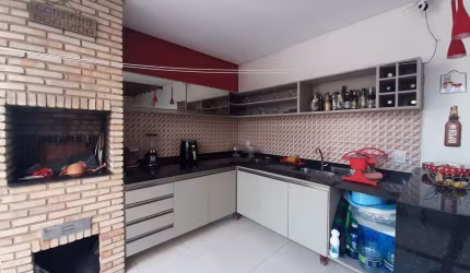 Pinheiros - São Paulo - Casa 100m 3 quarto suite churrasqueira 3 vagas