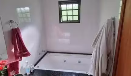 Casa com 3 Quartos e 2 banheiro à Venda, 137m²Centro - Ubatuba, São Paulo