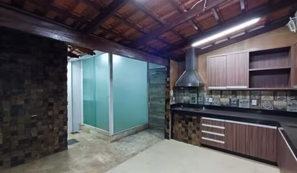 Casa com 3 Quartos e 2 banheiro à Venda, 136m²Jardim Tupanci - Barueri, São Paulo