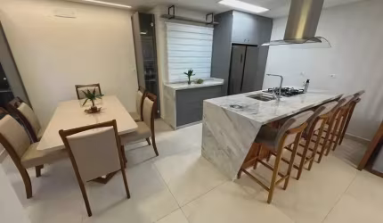 Casas com 3 Quartos e 2 banheiros à Venda em Jardim Santa Adelaide