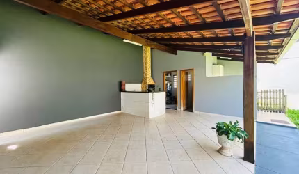 Casas com 3 Quartos e 3 banheiros à Venda em Santa Luzia