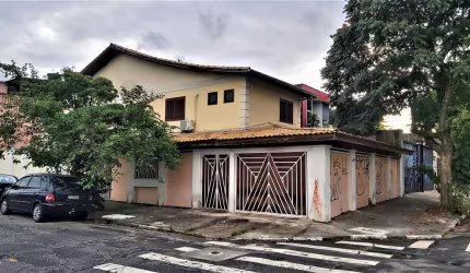 Casa para Venda em Osasco, Presidente Altino, 3 dormitórios, 3 suítes, 4 banheiros, 2 vagas