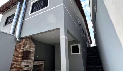 Casa 3 dormitórios sendo 1 suíte, 87m² , em Suzano-SP