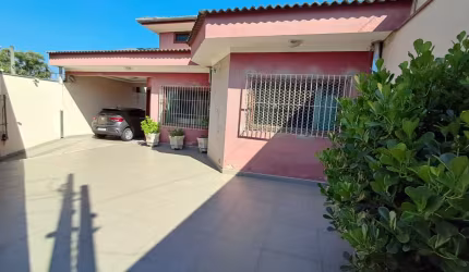 Linda Casa Pronta para Morar no Wanel Ville IV