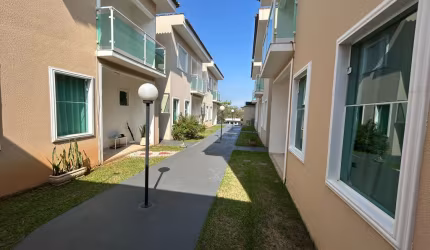 : Sobrado de 03 Dormitórios, 01 suíte e 02 vagas de garagem em Condomínio Fechado no Jardim Pagliato.