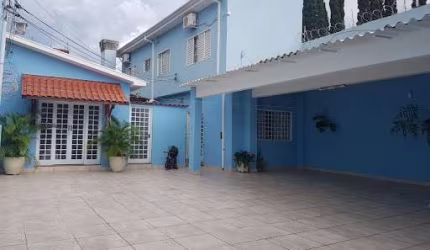 Casa com 5 dormitórios à venda, 250 m² por R$ 590.000,00 - Campos Elíseos - Ribeirão Preto/SP