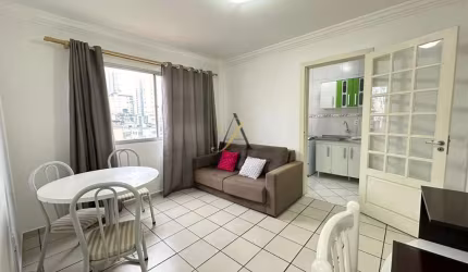 Apartamento mobiliado no centro de Balneário Camboriú