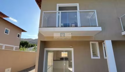 Casa Duplex em São Bento da Lagoa, Maricá/RJ