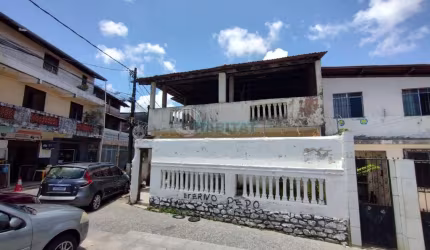 Casa ampla e bem localizada em Brotas