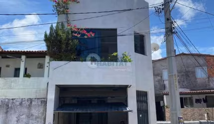Casa Triplex em Itapuã