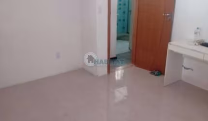 Casa ampla com 3/4 em Roma